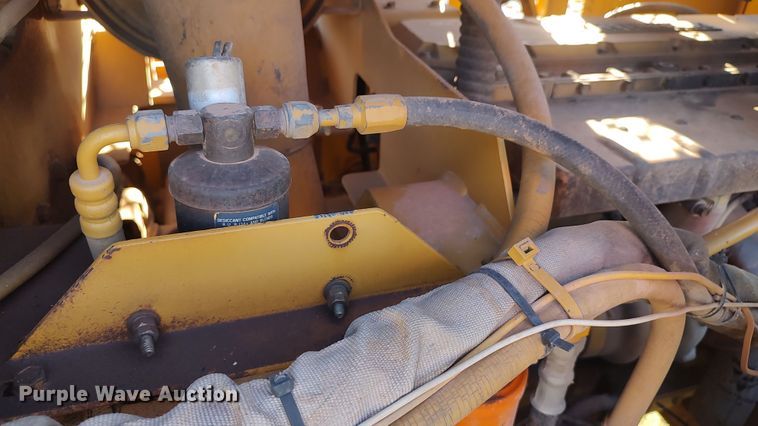 image for item LK9857 1995 Vermeer T655  trencher