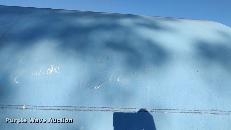 image for item LK9858 2007 Mcdonald  fuel tank