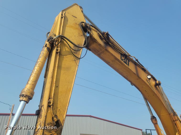 image for item LM9753 1994 Caterpillar 330L  excavator