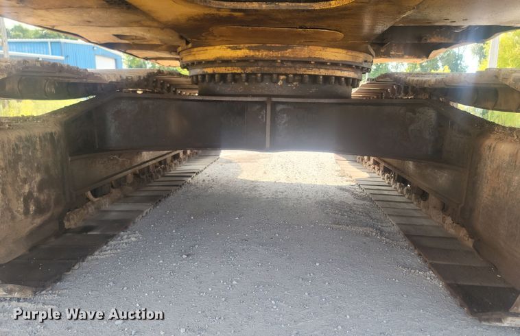 image for item LM9753 1994 Caterpillar 330L  excavator