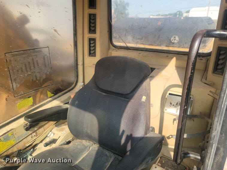 image for item LM9753 1994 Caterpillar 330L  excavator