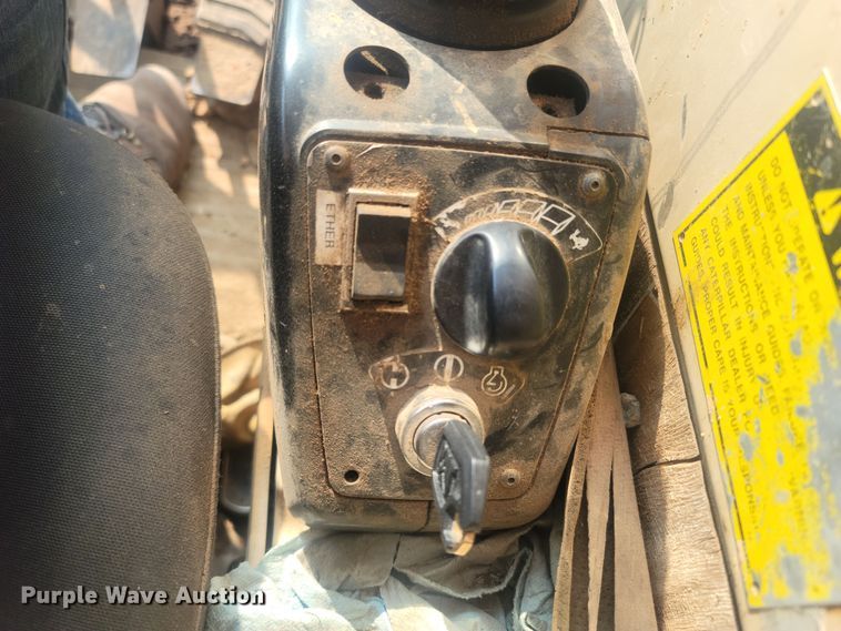 image for item LM9753 1994 Caterpillar 330L  excavator