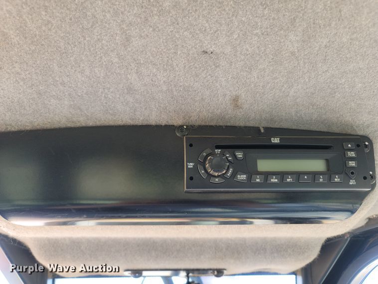 image for item LM9771 2012 Caterpillar D5K2 LGP  dozer