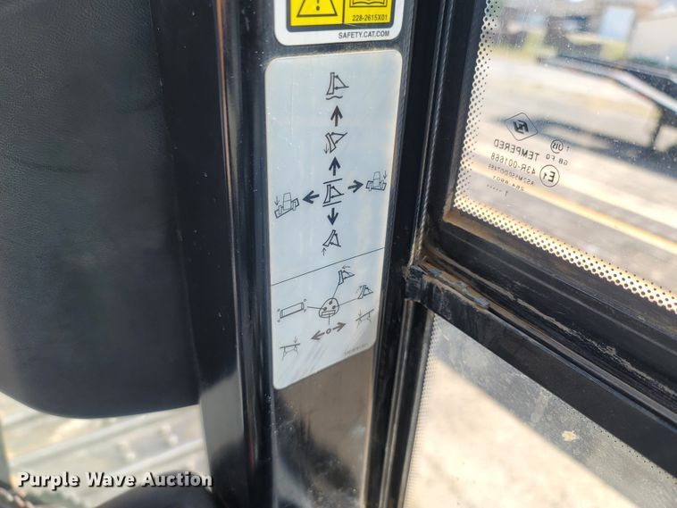 image for item LM9771 2012 Caterpillar D5K2 LGP  dozer