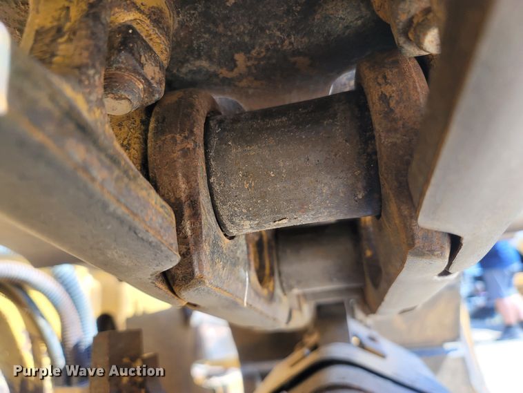 image for item LM9771 2012 Caterpillar D5K2 LGP  dozer