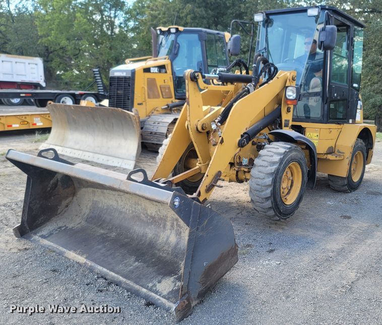 image for item LM9772 2007 Caterpillar 904B  wheel loader