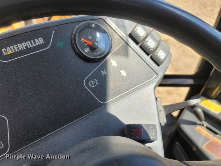 image for item LM9772 2007 Caterpillar 904B  wheel loader