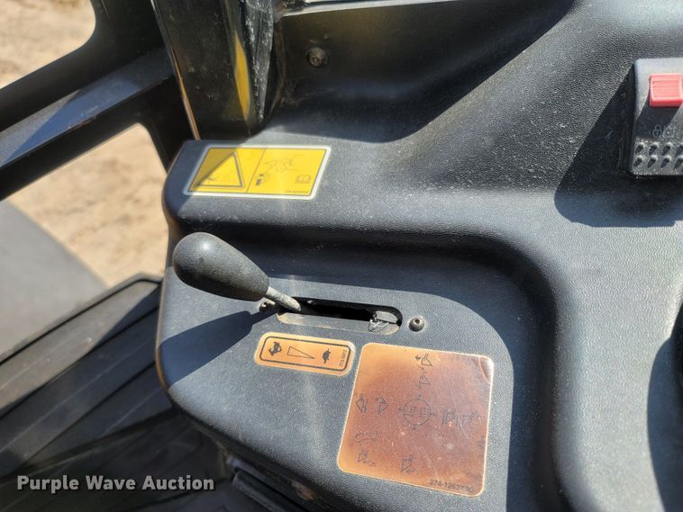 image for item LM9772 2007 Caterpillar 904B  wheel loader