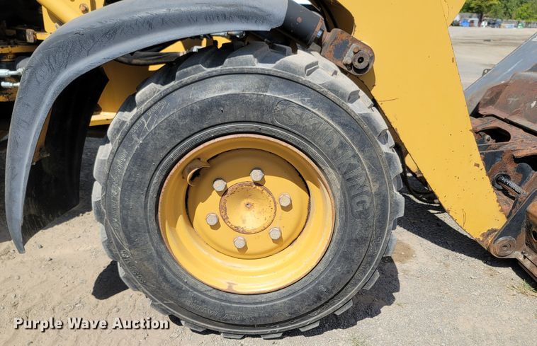 image for item LM9772 2007 Caterpillar 904B  wheel loader