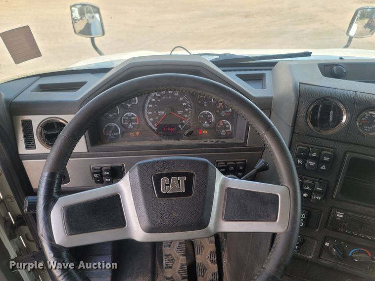 image for item LM9777 2014 Caterpillar CT660  dump truck