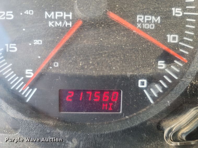 image for item LM9777 2014 Caterpillar CT660  dump truck