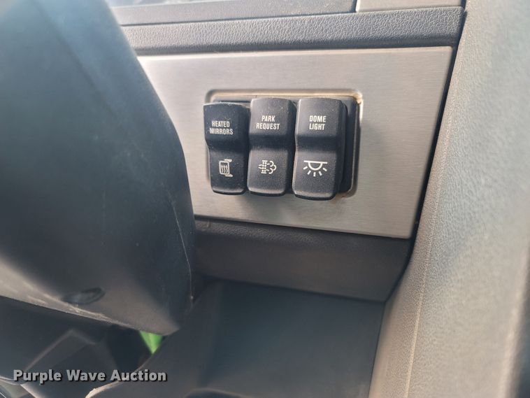 image for item LM9777 2014 Caterpillar CT660  dump truck