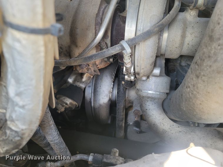 image for item LM9777 2014 Caterpillar CT660  dump truck