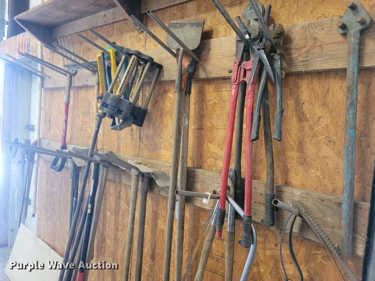 image for item LM9779 Tools