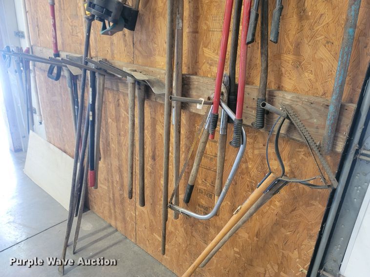 image for item LM9779 Tools