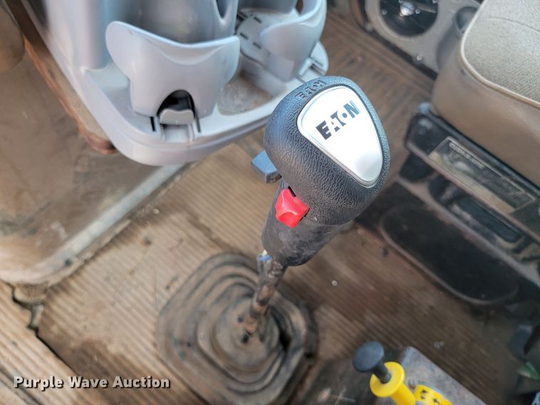 image for item LO9047 1988 Ford LT9000  dump truck