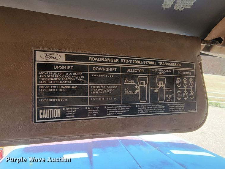 image for item LO9047 1988 Ford LT9000  dump truck