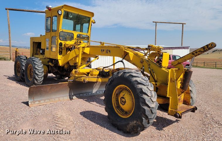 image for item LO9048 1971 Galion 118C  rigid frame motor grader