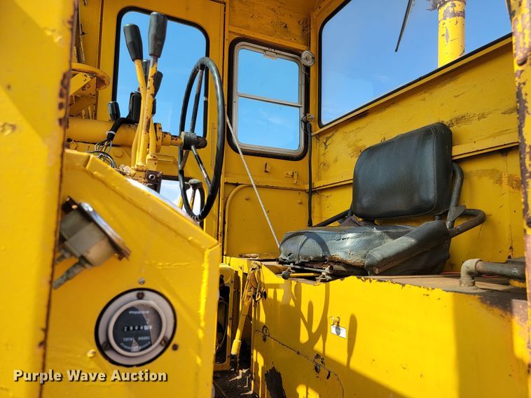 image for item LO9048 1971 Galion 118C  rigid frame motor grader