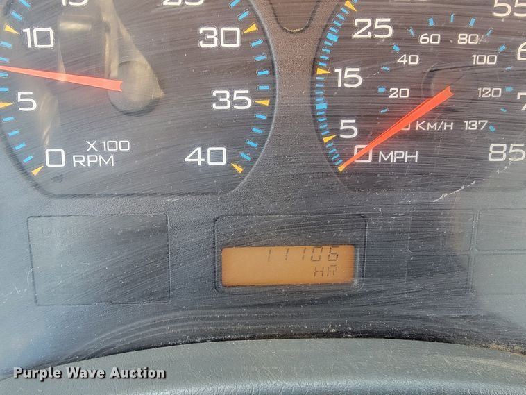 image for item LO9056 2004 International 4300  forestry bucket truck