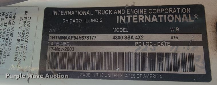 image for item LO9056 2004 International 4300  forestry bucket truck