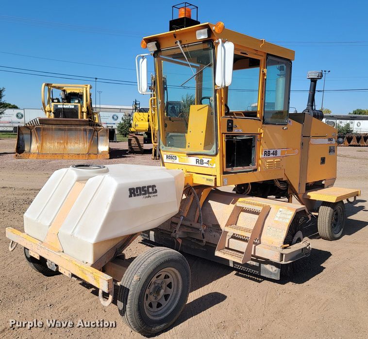 image for item LO9066 2006 Rosco RB-48  broom