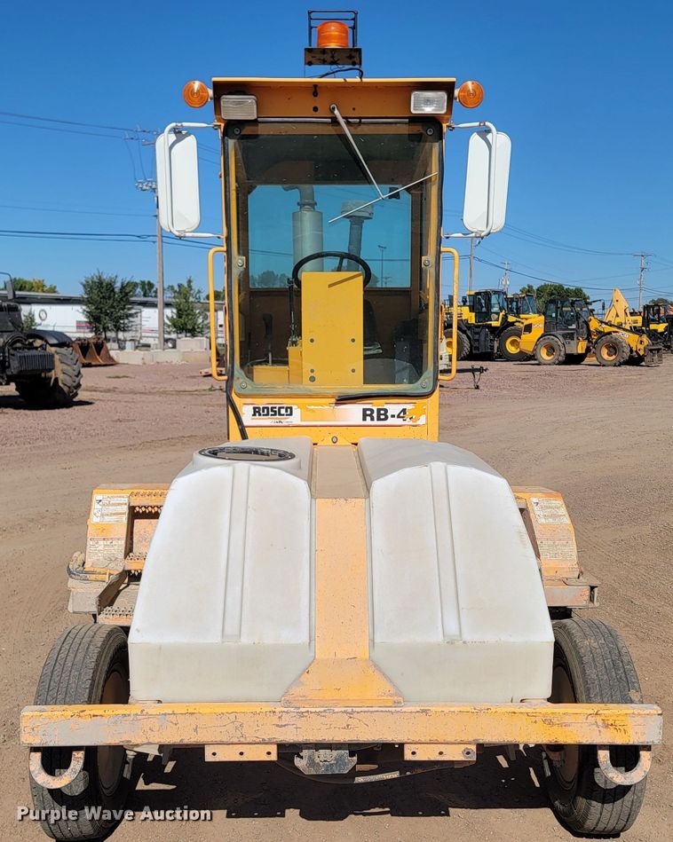 image for item LO9066 2006 Rosco RB-48  broom