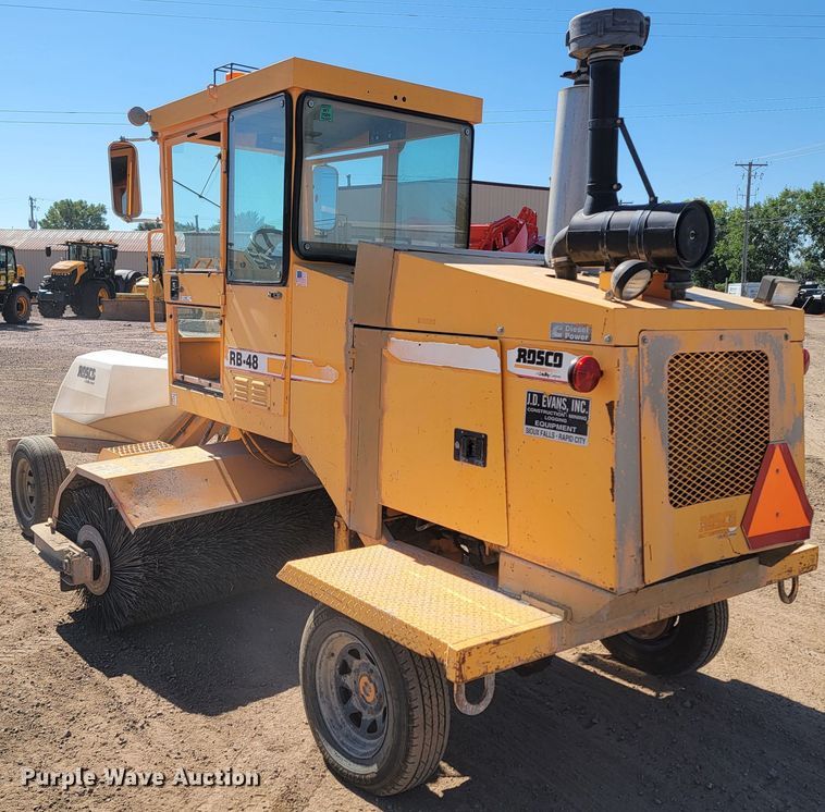 image for item LO9066 2006 Rosco RB-48  broom