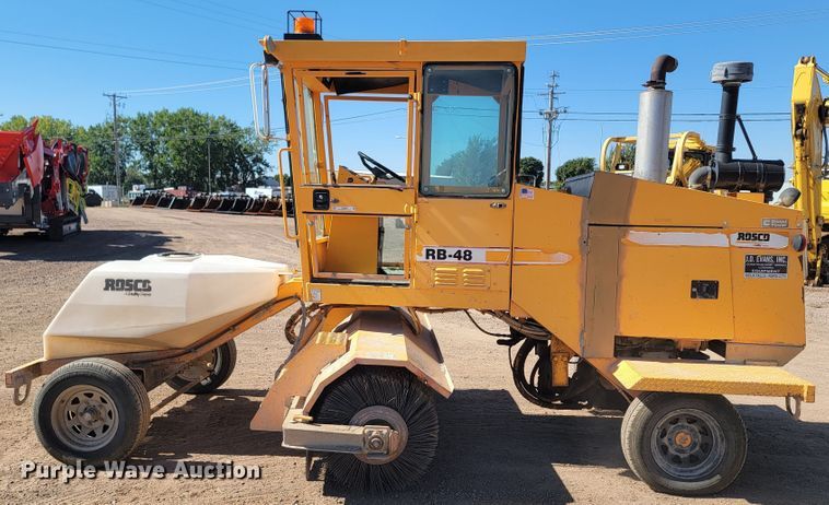 image for item LO9066 2006 Rosco RB-48  broom