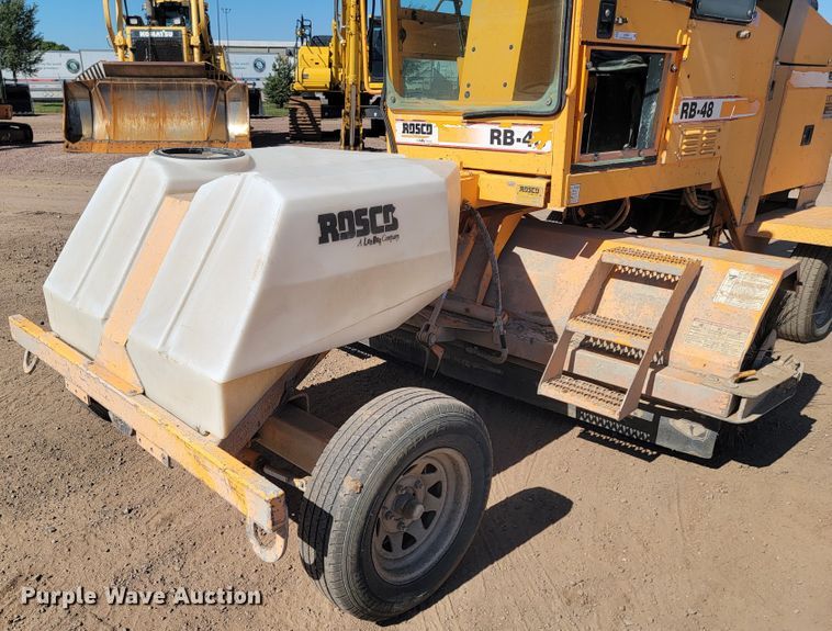 image for item LO9066 2006 Rosco RB-48  broom