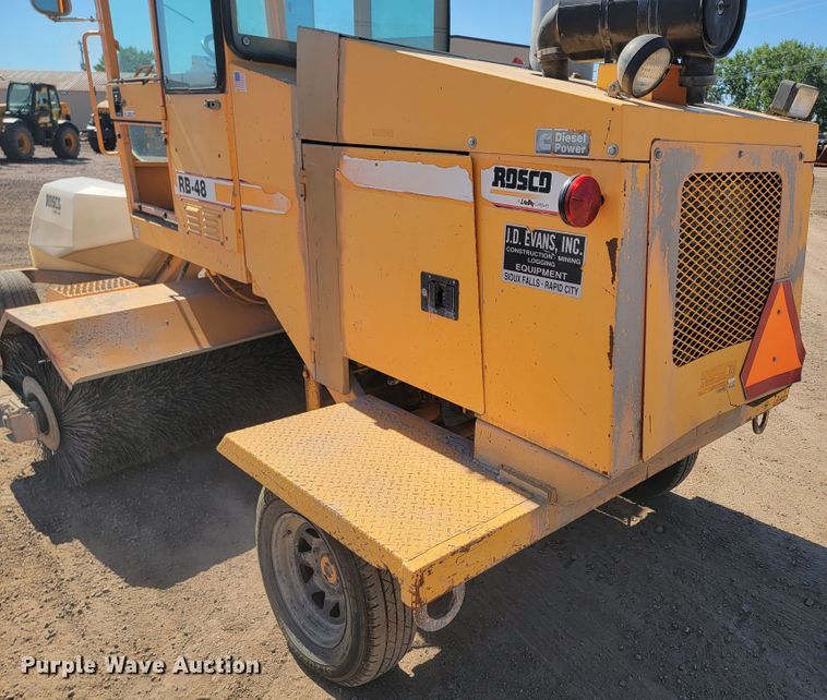 image for item LO9066 2006 Rosco RB-48  broom