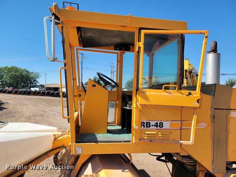 image for item LO9066 2006 Rosco RB-48  broom