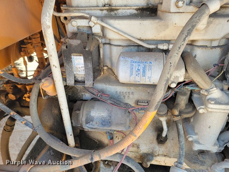 image for item LO9066 2006 Rosco RB-48  broom