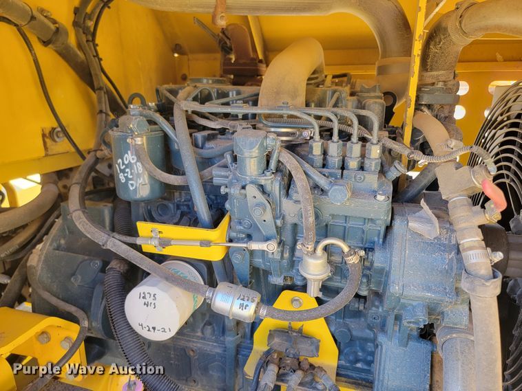 image for item LO9067 2015 Superior Broom DT80K  broom