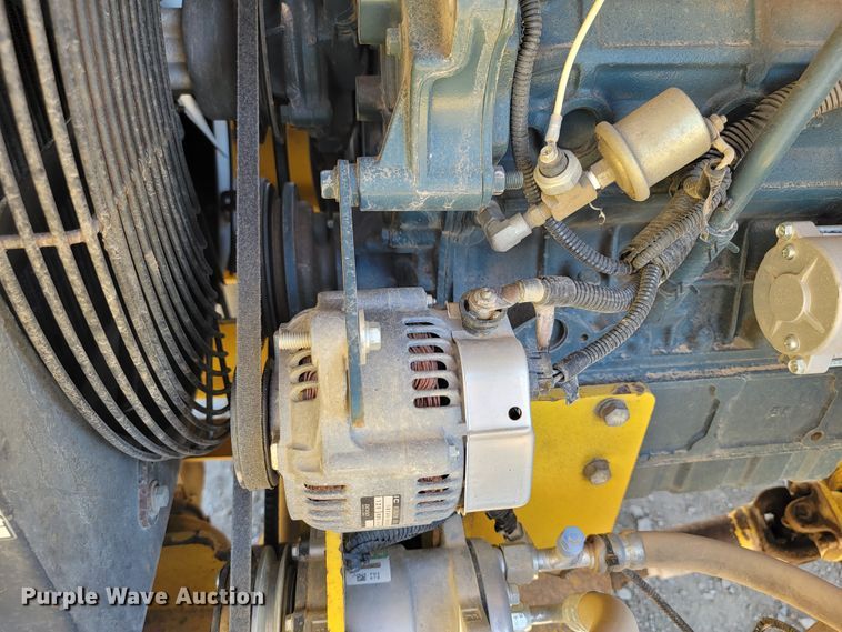 image for item LO9067 2015 Superior Broom DT80K  broom