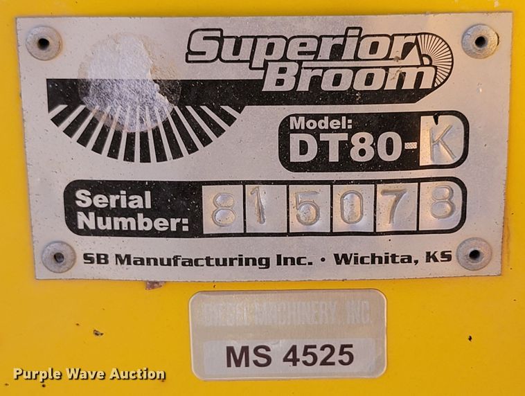 image for item LO9067 2015 Superior Broom DT80K  broom