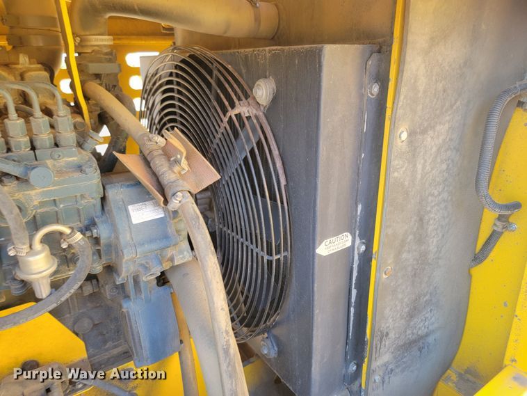 image for item LO9068 2017 Superior Broom DT80K  broom