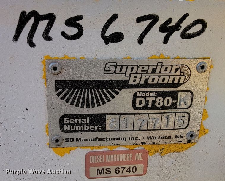 image for item LO9068 2017 Superior Broom DT80K  broom