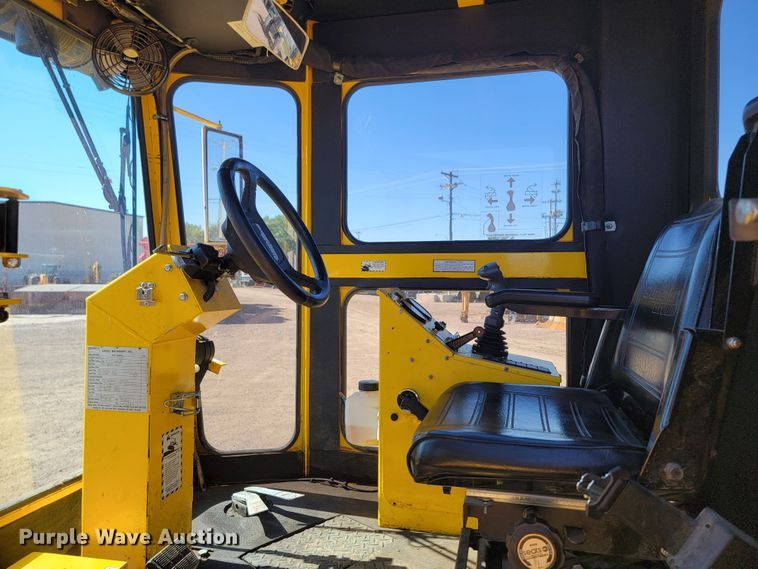 image for item LO9069 2017 Superior Broom DT80K  broom