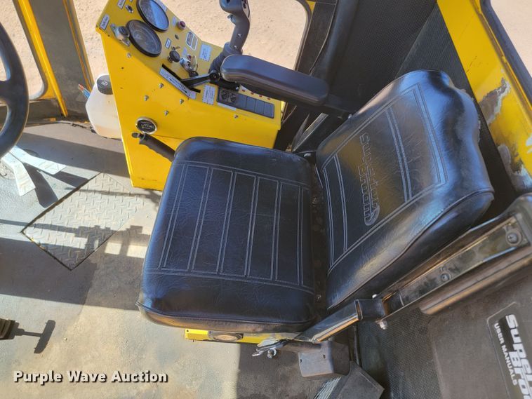 image for item LO9069 2017 Superior Broom DT80K  broom