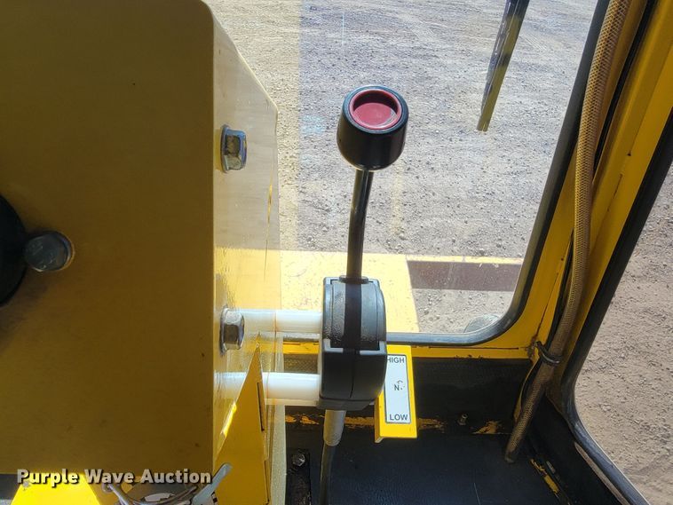 image for item LO9069 2017 Superior Broom DT80K  broom