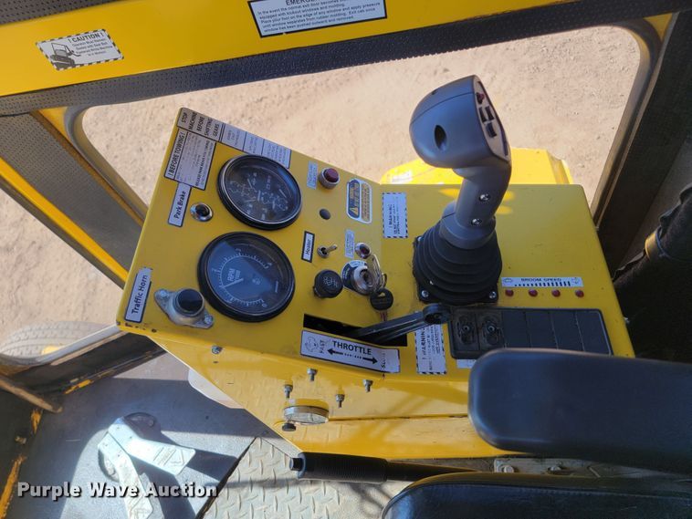 image for item LO9069 2017 Superior Broom DT80K  broom