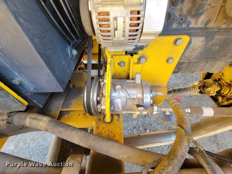 image for item LO9069 2017 Superior Broom DT80K  broom