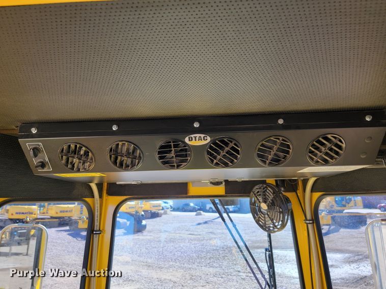 image for item LO9070 2016 Superior Broom DT80K  broom