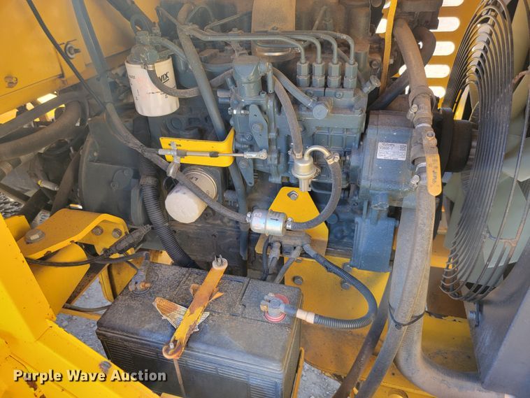 image for item LO9070 2016 Superior Broom DT80K  broom