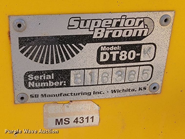 image for item LO9070 2016 Superior Broom DT80K  broom