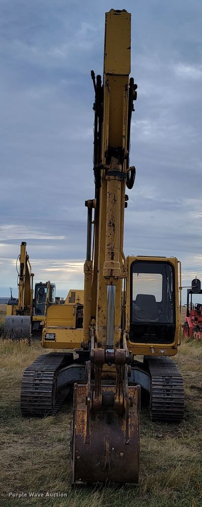 image for item LO9085 1994 John Deere 590D  excavator