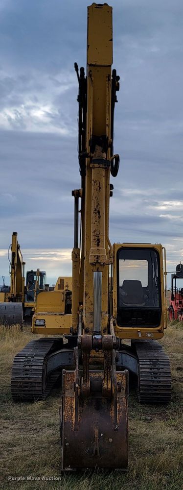 image for item LO9085 1994 John Deere 590D  excavator