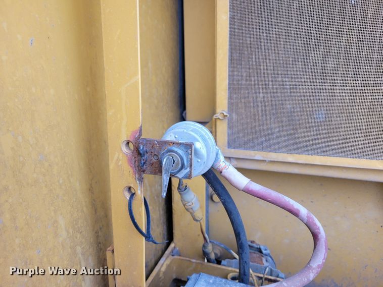 image for item LO9085 1994 John Deere 590D  excavator