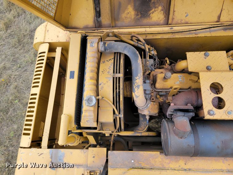 image for item LO9085 1994 John Deere 590D  excavator